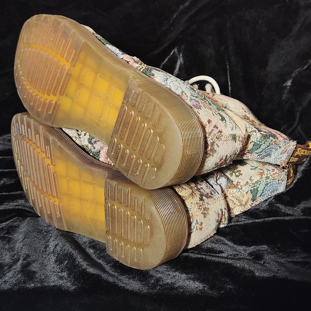 Dr. Martens Floral Lace Up Boots - Picture 8 of 12